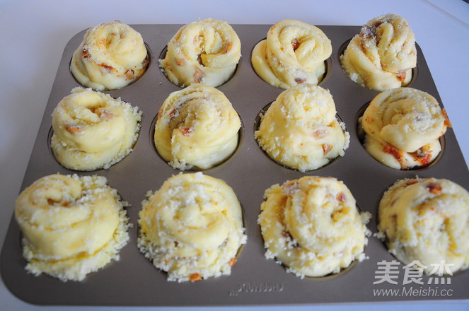 椰蓉无花果玫瑰面包