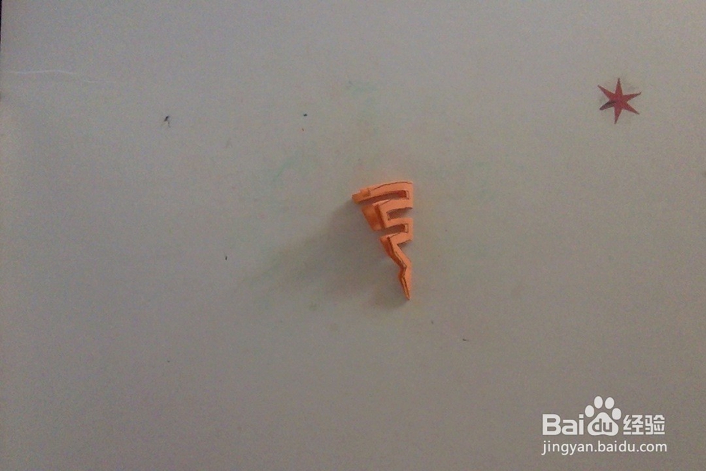 怎么剪圆形窗花？边框六角星