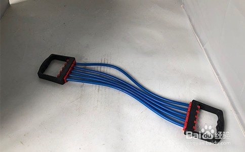 如何正确的使用拉力绳健身？