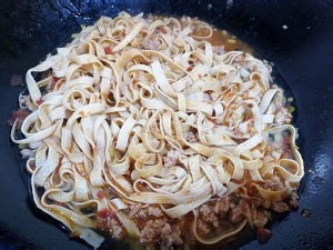 怎么做麻辣千张