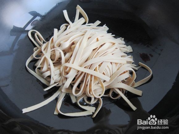 蚝油韭菜炒豆皮