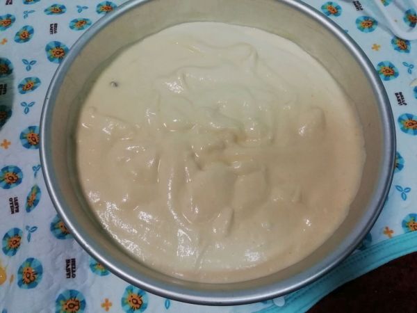 葡萄干戚风蛋糕