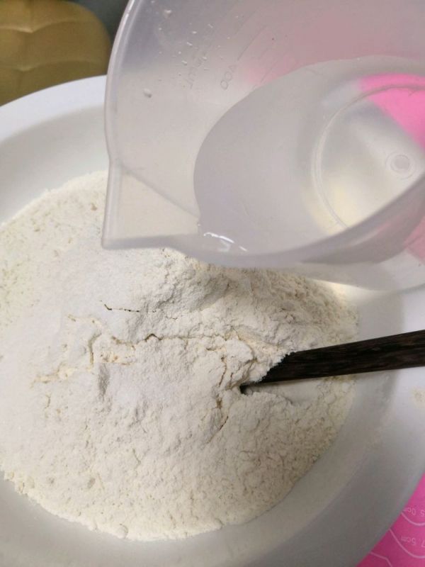 香菇肉丁凉拌面