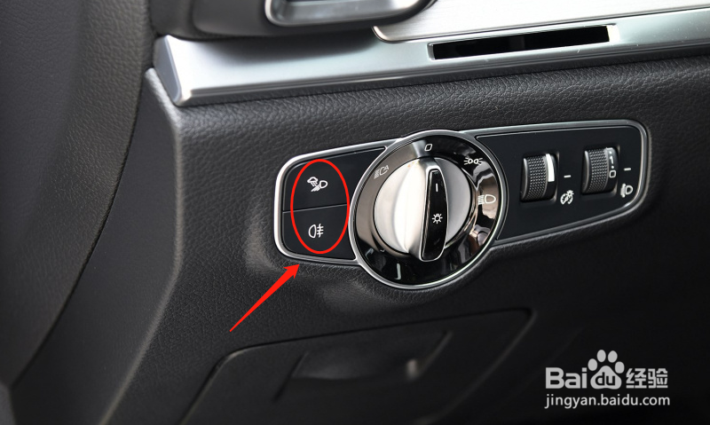 比亚迪唐新能源车辆灯光使用方法