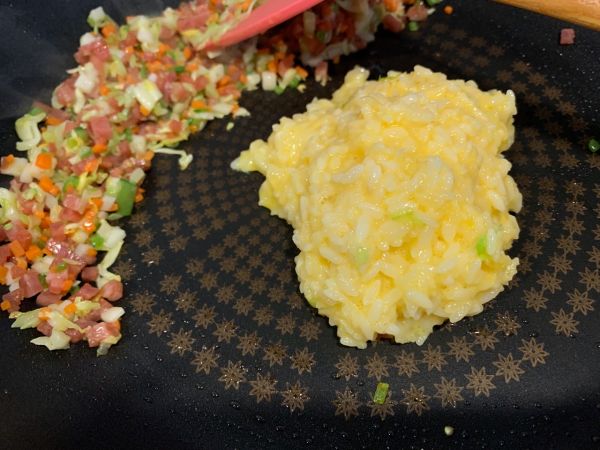 粒粒分明时蔬蛋炒饭