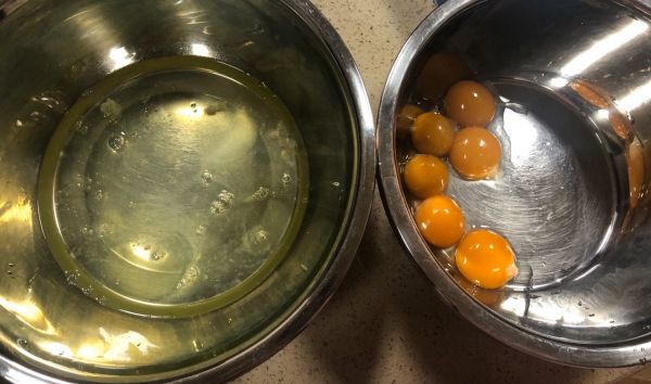 红丝绒旋风蛋糕卷