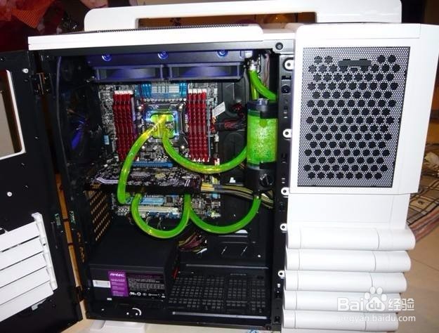 水冷水箱如何排空气