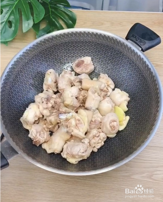 怎样做美味的家常焖鸡肉