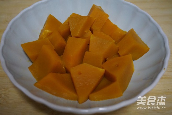南瓜芝麻球的做法