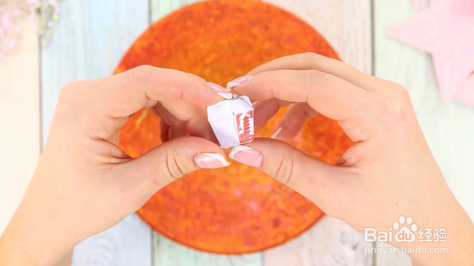 怎么给芭比娃娃制作玩具拉面