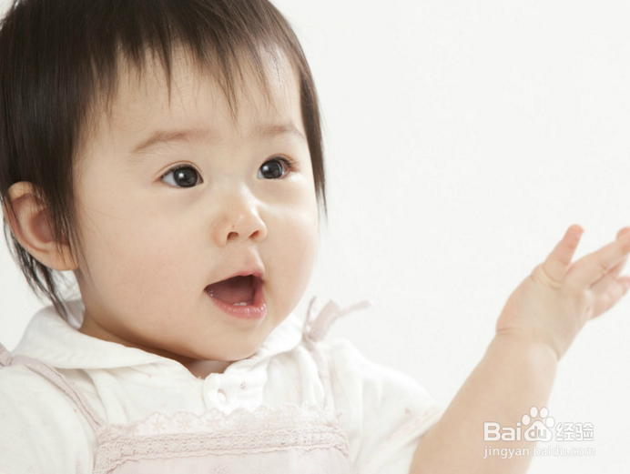 如何给孩子健康的“春捂”？