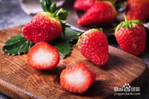 <b>草莓有哪些作用</b>