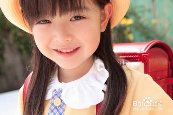 如何让孩子每天早上不赖床，开心去上学