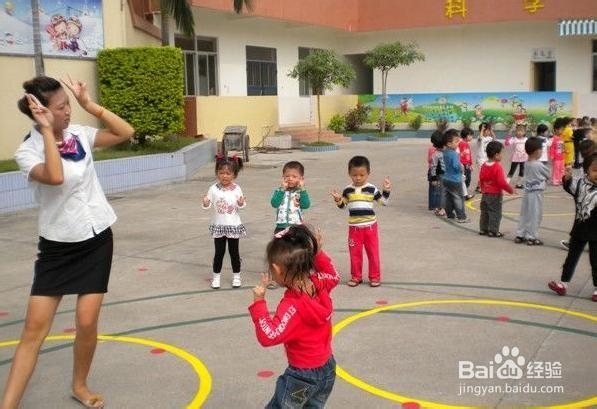 1岁半的宝宝如何教育