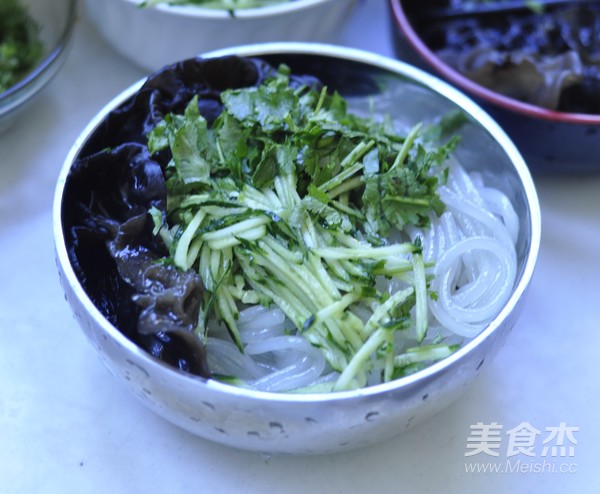 没有辣椒的酸辣粉