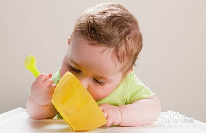 喝配方奶粉会上火吗?了解宝宝上火便秘的原因