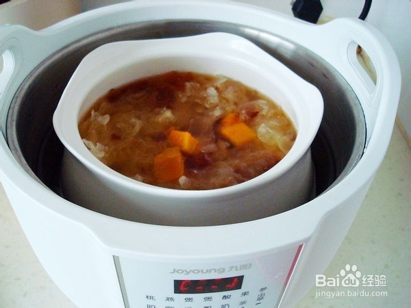 如何制作桃胶银耳羹