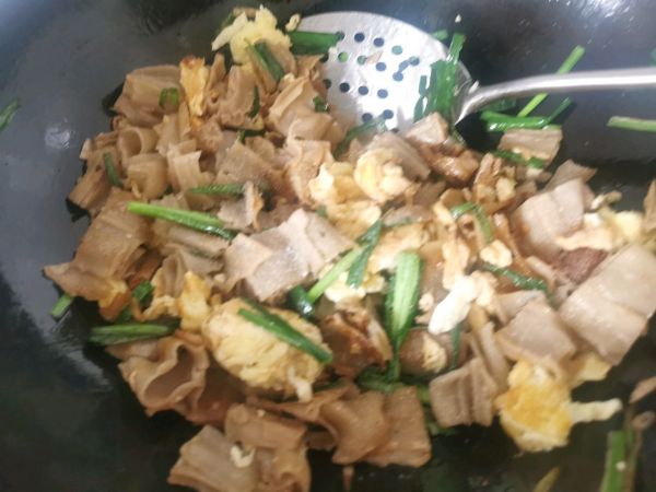 韭菜鸡蛋栲栳栳