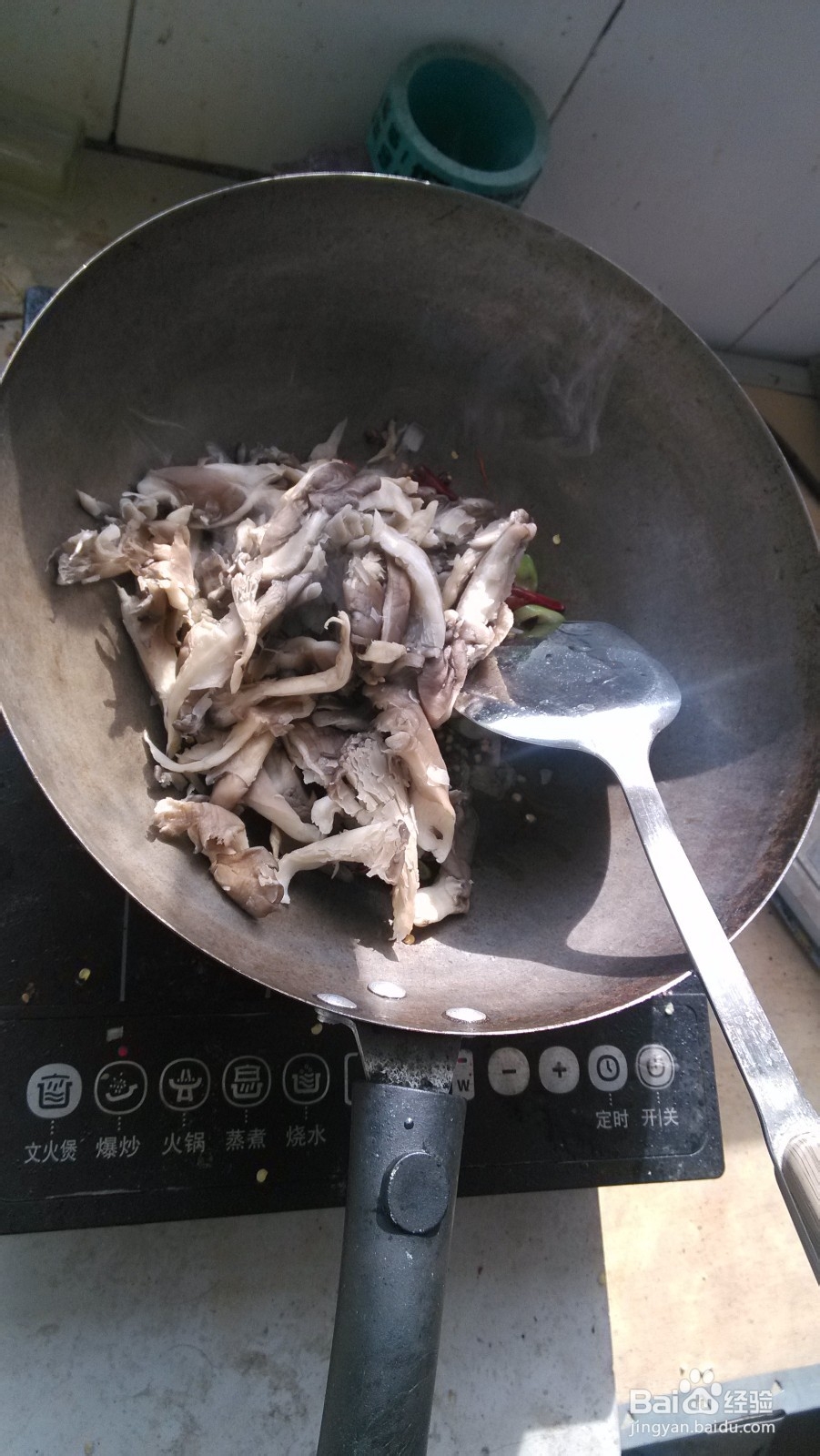 如何炒韭菜蘑菇