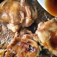 如何制作美味的照烧鸡腿