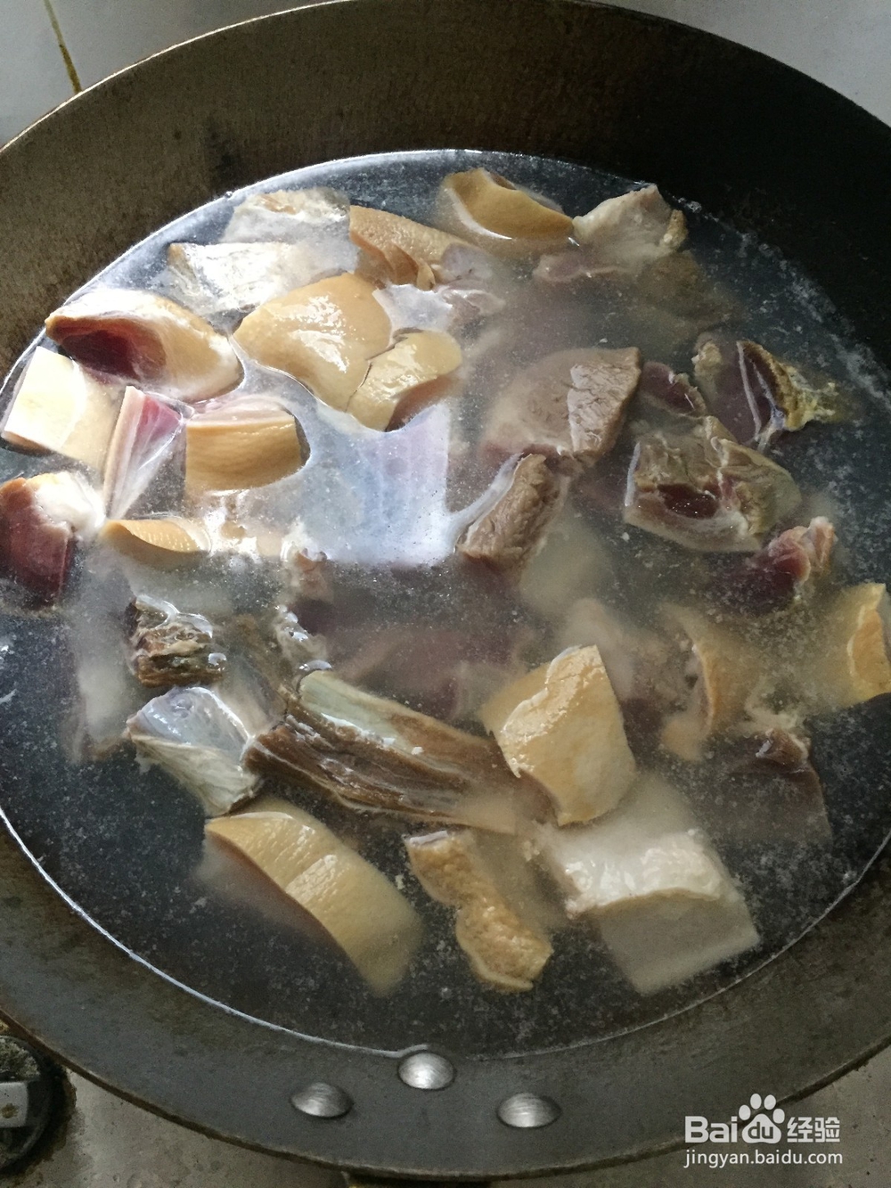 怎样清炖腊蹄膀好吃？