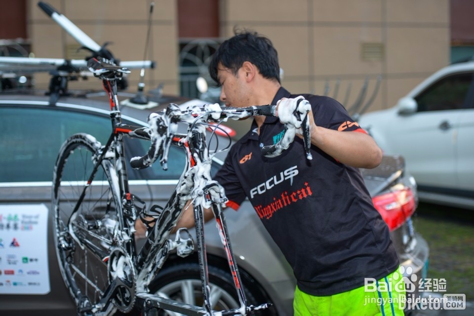 快速高效清洗自行车