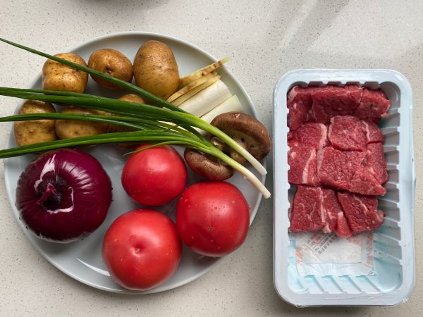 番茄土豆炖牛腩