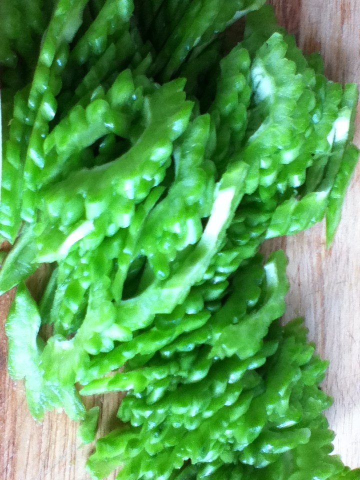 干煸苦瓜土豆怎么做好吃，看这个就能学会