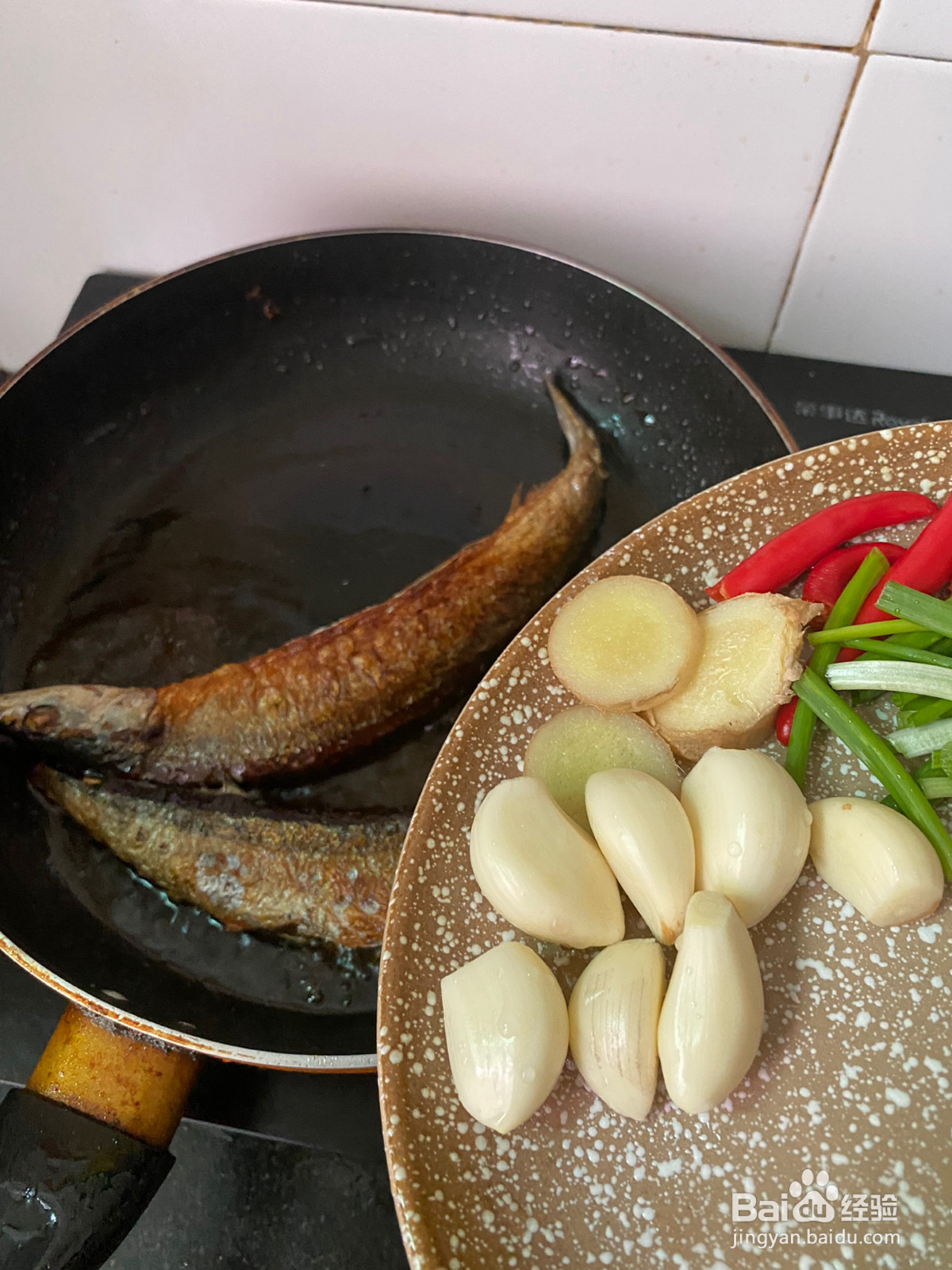香煎秋刀鱼的做法