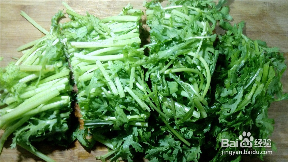 简易芝麻酱拌蒿子杆