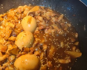 轻松美味卤肉饭的做法