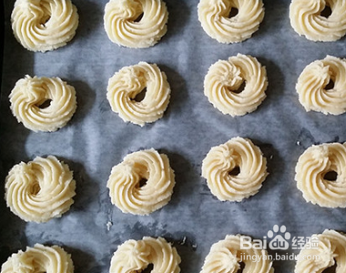 如何做椰丝曲奇?