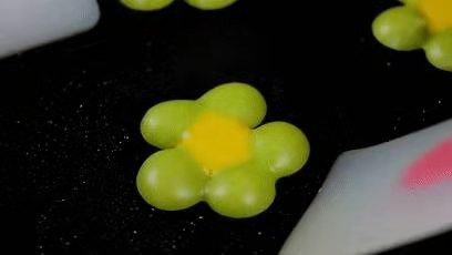 菠菜小花饼怎么做