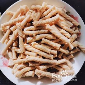家庭版小辣条的做法