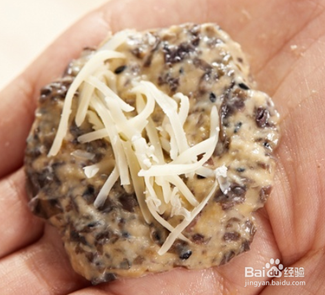 18个月宝宝补钙补铁辅食---奶酪夹心肉松饼