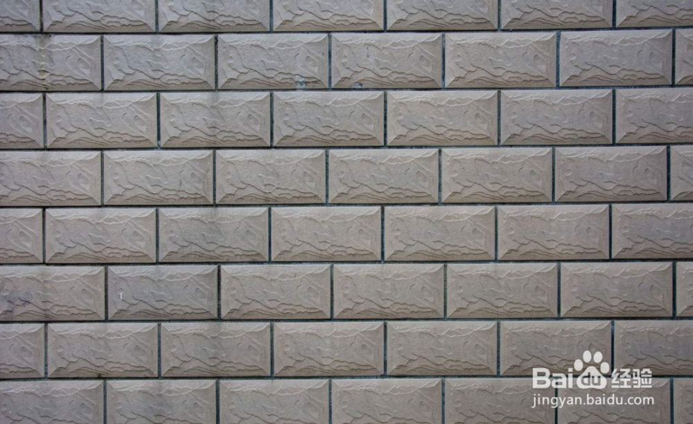 墙面瓷砖坏了几块找不到原色如何补旧