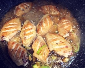 香煎鸡翅的做法