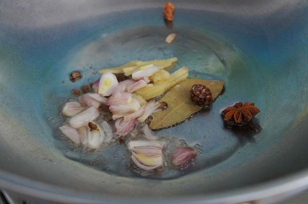 小鸡炖蘑菇#新年新招乐过年#