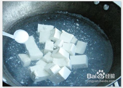 听--海鲜酱蒜香炖豆腐