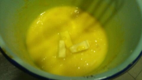 马卡龙夹馅柠檬奶油霜