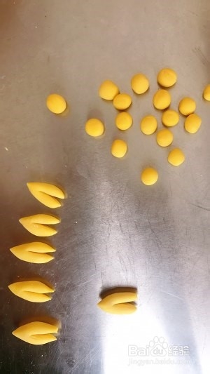 卡通版南瓜螃蟹馒头的做法