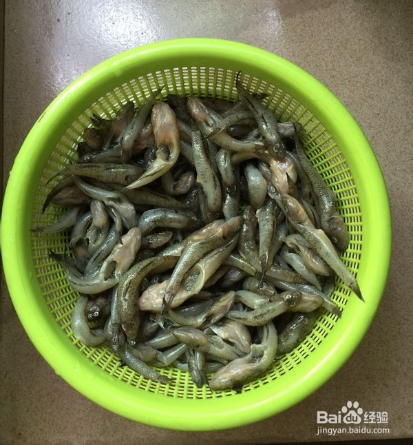 香辣小鱼仔怎么做
