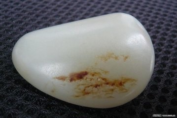 籽料怎么佩戴？