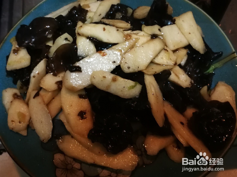 我家的私房菜--人人喜欢--铁杆山药炒黑木耳