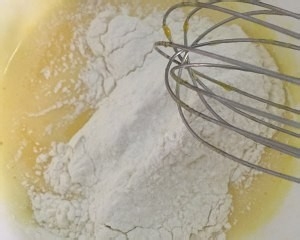 8寸戚风蛋糕的做法