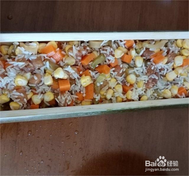 如何做出美味竹筒饭？