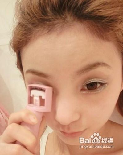 日系烟熏妆的画法