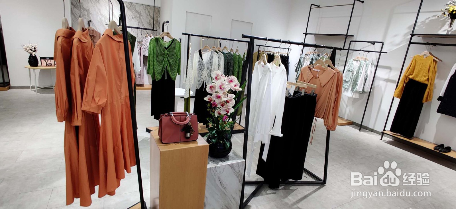 香奈集品牌女装：开一家服装店要怎么装修