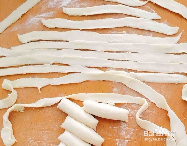 教你做红烧香辣肥肠面