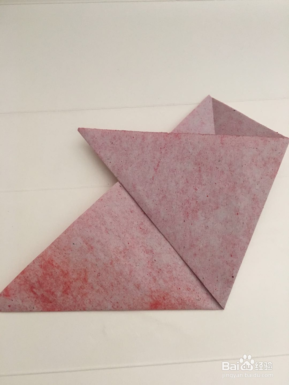 一副漂亮的铃铛鸽子图案 怎样用彩纸裁剪